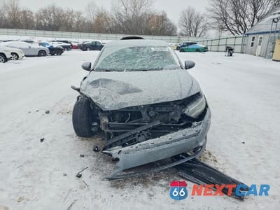 Piąte zdjęcie samochodu w środku: 2020 VOLKSWAGEN JETTA S VIN:3VWCB7BUXLM023557 - miniatura