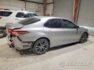 Trzecie zdjęcie samochodu z tyłu: 2019 TOYOTA CAMRY L VIN:4T1B11HK7KU715690 - miniatura
