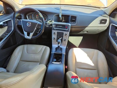 Zdjęcie 8 z 11 samochodu: 2018 VOLVO S60 PREMIER VIN:LYV402HK2JB157178 - miniatura