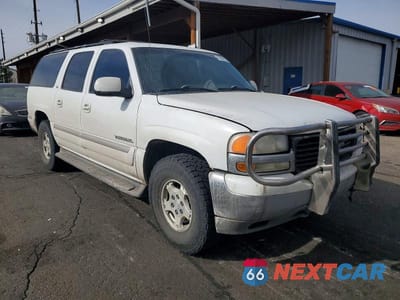 Czwarte zdjęcie samochodu z boku: 2001 GMC YUKON XL K1500 VIN:1GKFK16TX1J296933 - miniatura
