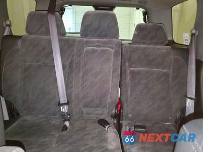 Zdjęcie 10 z 13 samochodu: 2004 HONDA CR-V EX VIN:JHLRD78874C036158 - miniatura