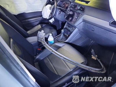 Zdjęcie 13 z 14 samochodu: 2019 VOLKSWAGEN TIGUAN SE VIN:3VV3B7AX3KM056088 - miniatura