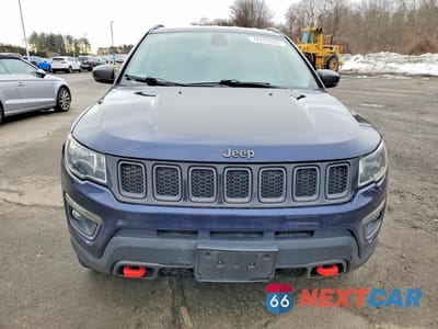 Piąte zdjęcie samochodu w środku: 2020 JEEP COMPASS TRAILHAWK VIN:3C4NJDDBXLT203314 - miniatura