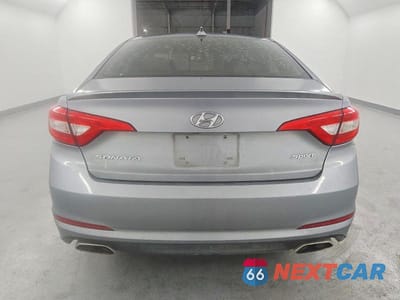Zdjęcie 6 z 12 samochodu: 2016 HYUNDAI SONATA SPORT VIN:5NPE34AF8GH363859 - miniatura
