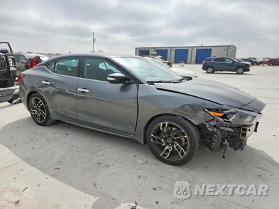 Czwarte zdjęcie samochodu z boku: 2017 NISSAN MAXIMA 3.5 SV VIN:1N4AA6AP2HC391054 - miniatura