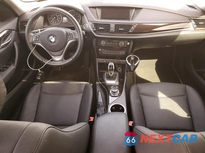 Zdjęcie 8 z 12 samochodu: 2015 BMW X1 SDRIVE28I VIN:WBAVM1C5XFV315534 - miniatura