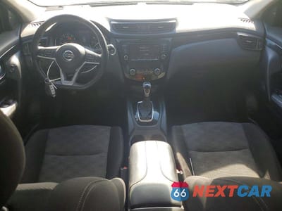 Zdjęcie 8 z 11 samochodu: 2021 NISSAN ROGUE SPORT SV VIN:JN1BJ1BW3MW670273 - miniatura