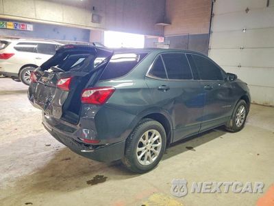 Trzecie zdjęcie samochodu z tyłu: 2020 CHEVROLET EQUINOX LT VIN:3GNAXUEVXLS500490 - miniatura