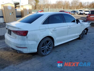 Trzecie zdjęcie samochodu z tyłu: 2017 AUDI A3 PREMIUM PLUS VIN:WAUJ8GFF8H1076845 - miniatura