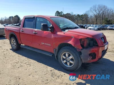 Czwarte zdjęcie samochodu z boku: 2012 NISS TITAN SV VIN:1N6BA0EC7CN316637 - miniatura