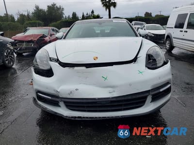 Piąte zdjęcie samochodu w środku: 2020 PORSCHE PANAMERA BASE VIN:WP0AA2A77LL104271 - miniatura