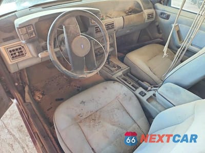 Zdjęcie 8 z 11 samochodu: 1988 FORD MUSTANG LX VIN:1FABP41A5JF189798 - miniatura