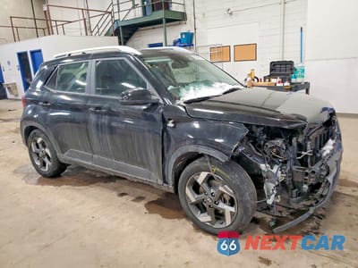 Czwarte zdjęcie samochodu z boku: 2022 HYUNDAI VENUE SEL VIN:KMHRC8A30NU134475 - miniatura