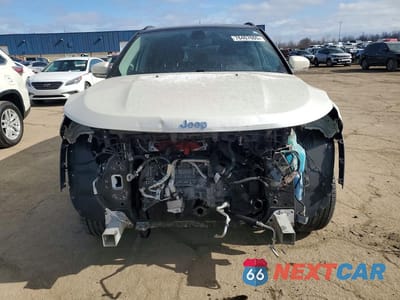 Piąte zdjęcie samochodu w środku: 2019 JEEP COMPASS LIMITED VIN:3C4NJDCB0KT817708 - miniatura