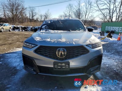 Piąte zdjęcie samochodu w środku: 2025 ACURA MDX A-SPEC VIN:5J8YE1H0XSL020984 - miniatura
