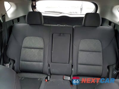 Zdjęcie 10 z 13 samochodu: 2016 HYUNDAI TUCSON SE VIN:KM8J3CA44GU129856 - miniatura