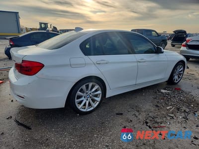 Trzecie zdjęcie samochodu z tyłu: 2018 BMW 320 I VIN:WBA8A9C59JAH14202 - miniatura