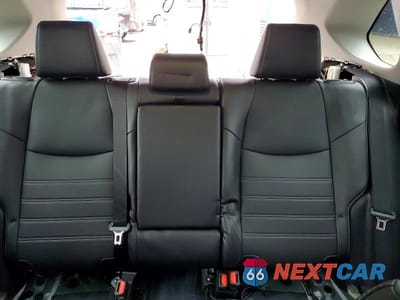 Zdjęcie 10 z 14 samochodu: 2022 TOYOTA RAV4 XLE PREMIUM VIN:2T3A1RFV6NW264755 - miniatura