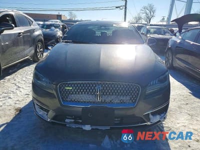 Piąte zdjęcie samochodu w środku: 2017 LINCOLN MKZ RESERVE VIN:3LN6L5FC8HR613412 - miniatura