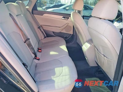 Zdjęcie 10 z 11 samochodu: 2018 HYUNDAI SONATA SE VIN:5NPE24AF8JH604555 - miniatura