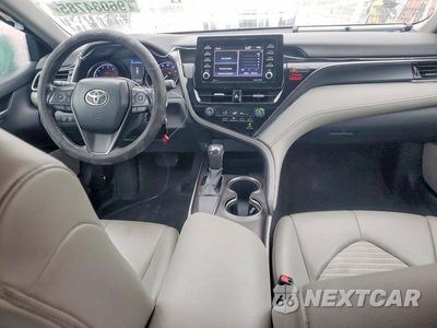 Zdjęcie 8 z 12 samochodu: 2021 TOYOTA CAMRY VIN:4T1G11AK2MU408043 - miniatura