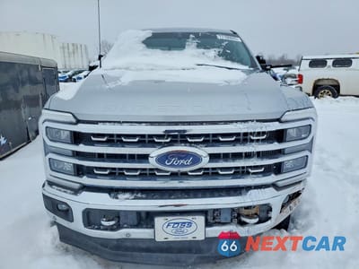 Piąte zdjęcie samochodu w środku: 2023 FORD F350 SUPER DUTY VIN:1FT8X3BT9PEE08730 - miniatura