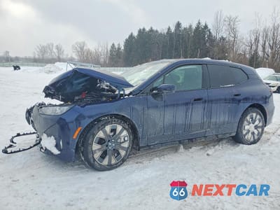 2026 BMW IX XDRIVE45 WB543CF07TCV41501 - główne zdjęcie licytacji z USA - miniatura