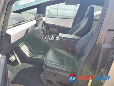 Zdjęcie 7 z 12 samochodu: 2024 TESLA CYBERTRUCK VIN:7G2CEHEE9RA019723 - miniatura