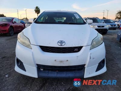 Piąte zdjęcie samochodu w środku: 2009 TOYOTA COROLLA MATRIX S VIN:2T1KE40E29C012375 - miniatura