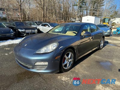 Drugie zdjęcie samochodu z przodu: 2013 PORSCHE PANAMERA 2 VIN:WP0AA2A77DL010215 - miniatura
