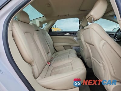 Zdjęcie 10 z 14 samochodu: 2020 LINCOLN MKZ RESERVE VIN:3LN6L5E92LR612951 - miniatura