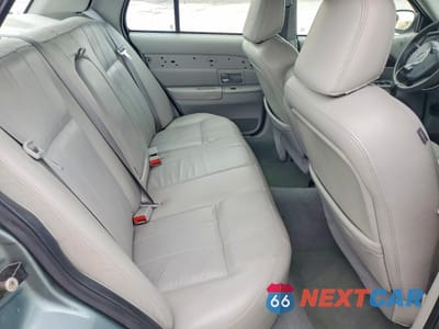 Zdjęcie 10 z 12 samochodu: 2005 MERCURY GRAND MARQUIS LS VIN:2MEHM75W75X662369 - miniatura