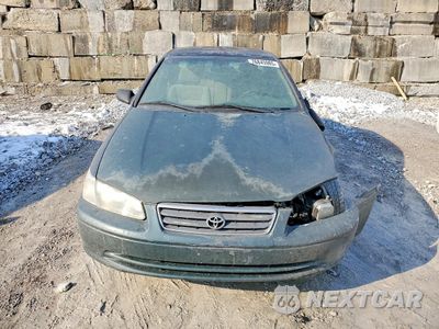 Piąte zdjęcie samochodu w środku: 2001 TOYOTA CAMRY CE VIN:4T1BG22K41U860679 - miniatura