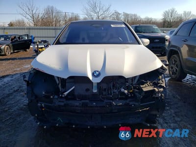 Piąte zdjęcie samochodu w środku: 2023 BMW IX XDRIVE50 VIN:WB523CF0XPCM04548 - miniatura
