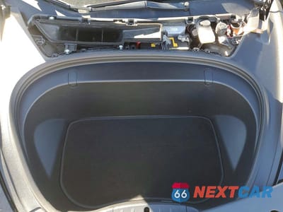 Zdjęcie 11 z 11 samochodu: 2018 TESLA MODEL 3 VIN:5YJ3E1EA6JF027308 - miniatura