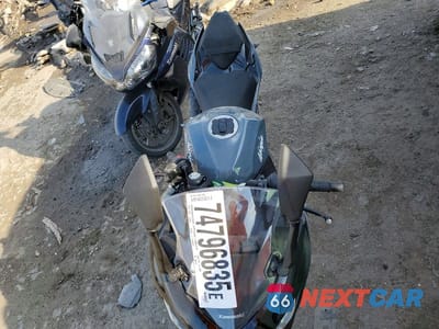 Piąte zdjęcie samochodu w środku: 2018 KAWASAKI EX400 VIN:JKAEXKG17JDA08180 - miniatura