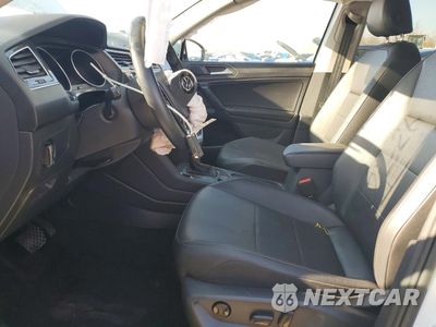 Zdjęcie 7 z 13 samochodu: 2019 VOLKSWAGEN TIGUAN VIN:3VV2B7AX7KM198018 - miniatura