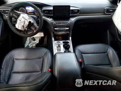 Zdjęcie 8 z 12 samochodu: 2020 FORD EXPLORER XLT VIN:1FMSK7DH4LGA44778 - miniatura