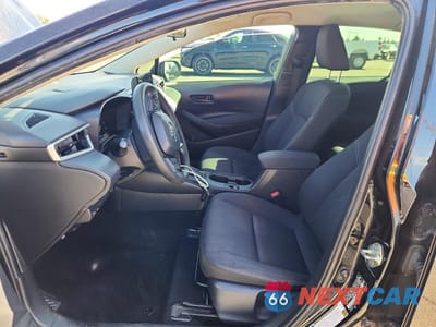 Zdjęcie 7 z 11 samochodu: 2023 TOYOTA COROLLA LE VIN:JTDBCMFE5PJ011140 - miniatura