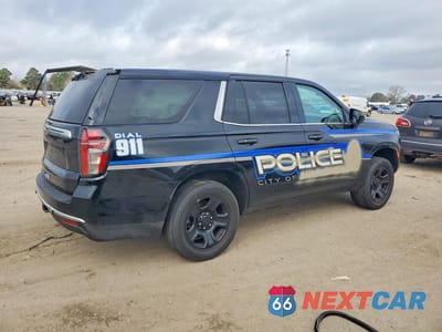 Trzecie zdjęcie samochodu z tyłu: 2023 CHEVROLET TAHOE C1500 VIN:1GNSCLED3PR398864 - miniatura