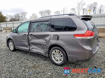 Drugie zdjęcie samochodu z przodu: 2011 TOYOTA SIENNA XLE 8-PASSENGER VIN:5TDYK3DC8BS166088 - miniatura