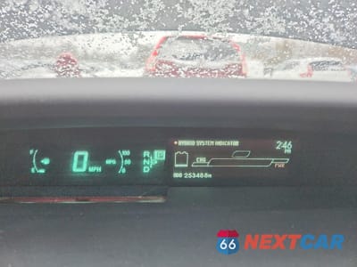 Zdjęcie 9 z 12 samochodu: 2010 TOYOTA PRIUS VIN:JTDKN3DU6A0172060 - miniatura