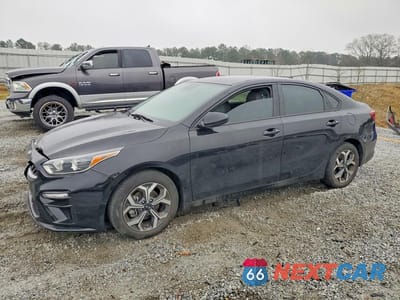 2021 KIA FORTE 3KPF24AD0ME389829 - główne zdjęcie licytacji z USA - miniatura