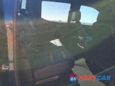 Zdjęcie 10 z 11 samochodu: 2026 GMC SIERRA K1500 AT4 VIN:3GTUUEEL5TG160414 - miniatura