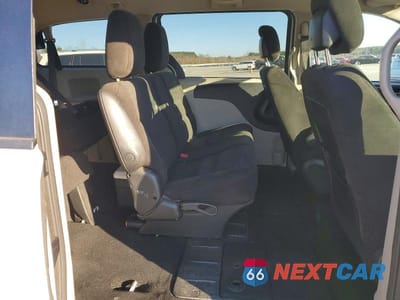 Zdjęcie 11 z 13 samochodu: 2017 DODGE GRAND CARAVAN SE VIN:2C4RDGBG4HR632970 - miniatura
