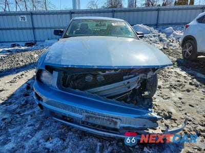 Piąte zdjęcie samochodu w środku: 2005 FORD MUSTANG VIN:1ZVFT80N155119534 - miniatura