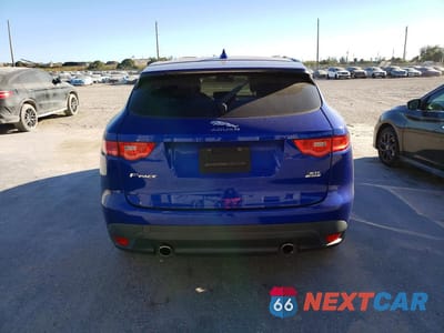 Zdjęcie 6 z 13 samochodu: 2018 JAGUAR F-PACE PREMIUM VIN:SADCJ2GX4JA236160 - miniatura