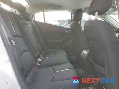 Zdjęcie 10 z 12 samochodu: 2018 MAZDA 3 GS VIN:3MZBN1V70JM255054 - miniatura