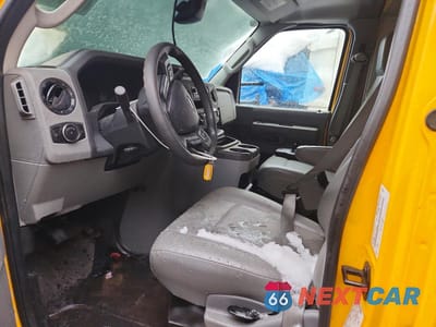 Zdjęcie 7 z 14 samochodu: 2024 FORD E350 BOX TRUCK VIN:1FDWE3FN4RDD08743 - miniatura