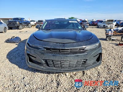 Piąte zdjęcie samochodu w środku: 2019 CHEVROLET CAMARO LS VIN:1G1FB1RS5K0105353 - miniatura